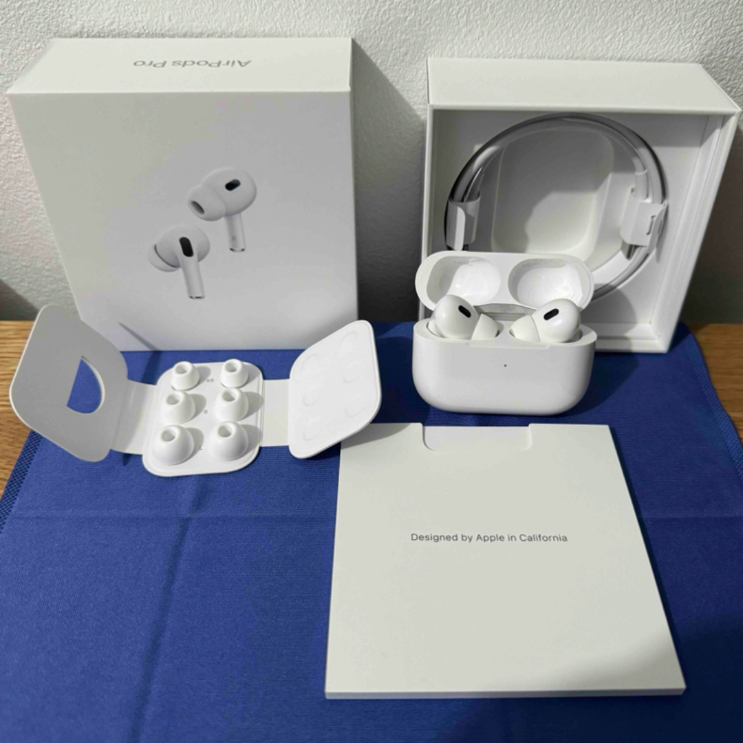 アップル Airpods Pro 第2世代 スマホ/家電/カメラのオーディオ機器(ヘッドフォン/イヤフォン)の商品写真