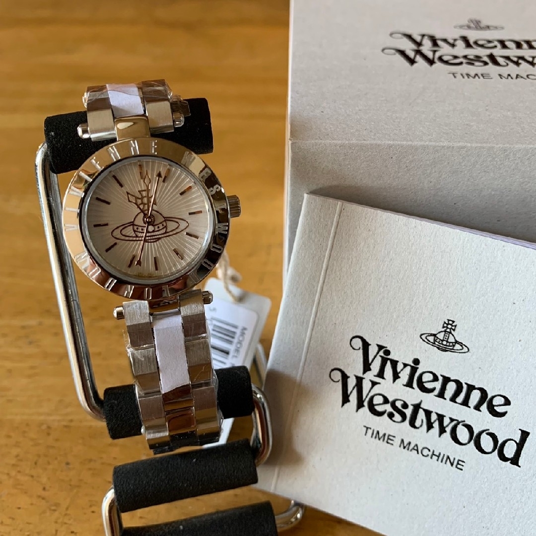 Vivienne Westwood(ヴィヴィアンウエストウッド)の【新品】ヴィヴィアン ウエストウッド 腕時計 レディース VV092SL レディースのファッション小物(腕時計)の商品写真