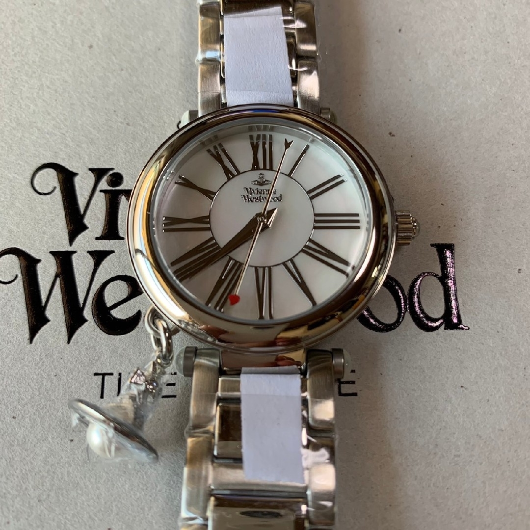 Vivienne Westwood(ヴィヴィアンウエストウッド)の【新品】ヴィヴィアン ウエストウッド 腕時計 レディース VV006PSLSL レディースのファッション小物(腕時計)の商品写真