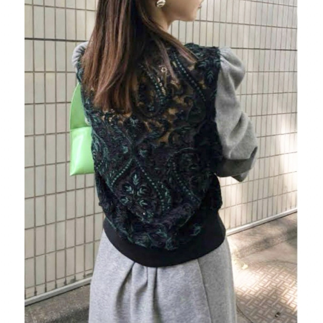 Ameri VINTAGE(アメリヴィンテージ)のLACE DOCKING SWEAT レディースのレディース その他(セット/コーデ)の商品写真