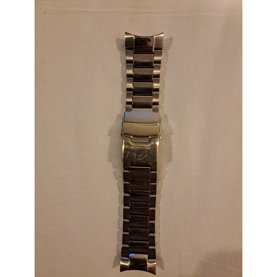 HUNTING WORLD(ハンティングワールド)の腕時計ステンレスベルト　20ミリ メンズの時計(金属ベルト)の商品写真