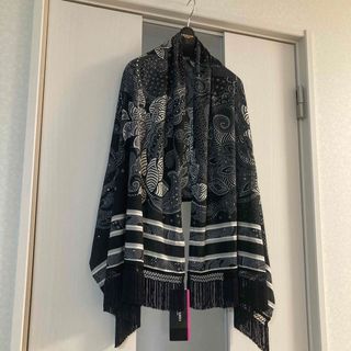 新品タグ付き　レオナール♡シルク混ウール　ショール