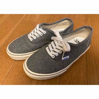 オーセンティック(AUTHENTIC（VANS）)のVANS バンズ  オーセンティック   22.5 グレー(スニーカー)