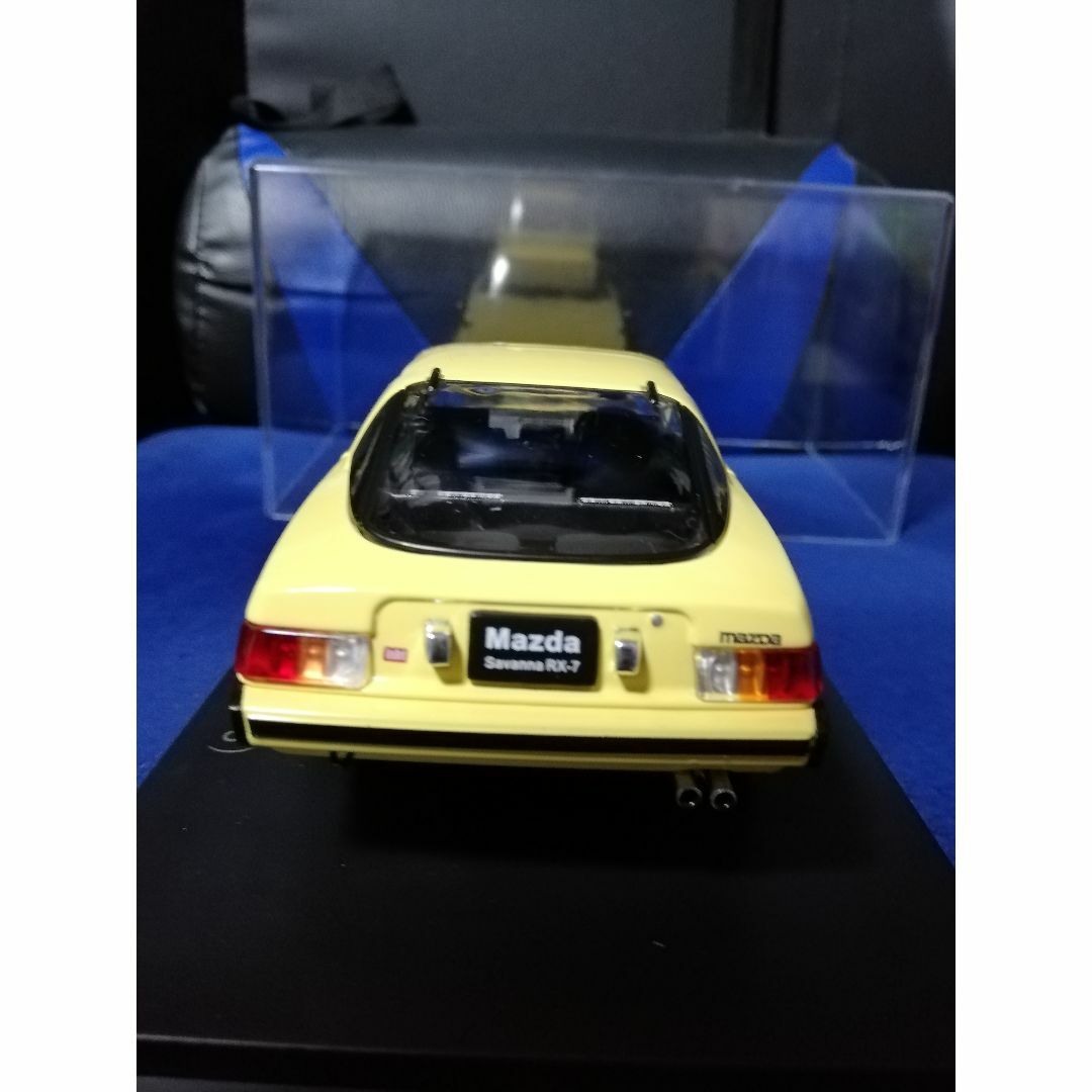 1/24国産名車コレクション(172) サバンナRX-7 SA22C(1978)の 1/24国産名車コレクション(172) サバンナRX-7 SA22C(1978)の