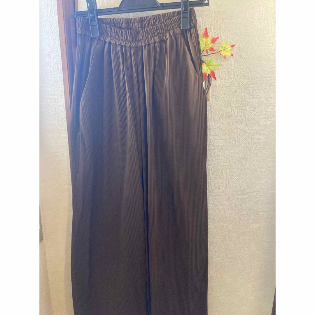 SASQUATCHfabrix.(サスクワッチファブリックス)のKa na ta pleats pants かなた always pants メンズのパンツ(スラックス)の商品写真