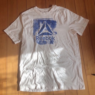 リーボック(Reebok)のReebok Tシャツ　半袖　白(Tシャツ/カットソー(半袖/袖なし))
