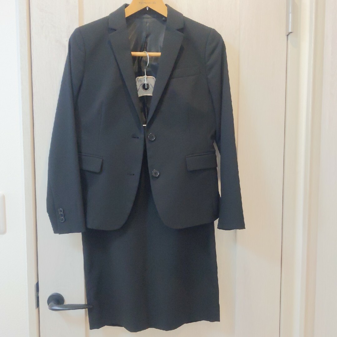 UNIQLO(ユニクロ)のにゃん様　レディース　ブラック　スーツ レディースのフォーマル/ドレス(スーツ)の商品写真