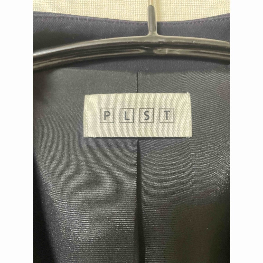 PLST(プラステ)のPLST ノーカラージャケット　ネイビー　M レディースのジャケット/アウター(ノーカラージャケット)の商品写真