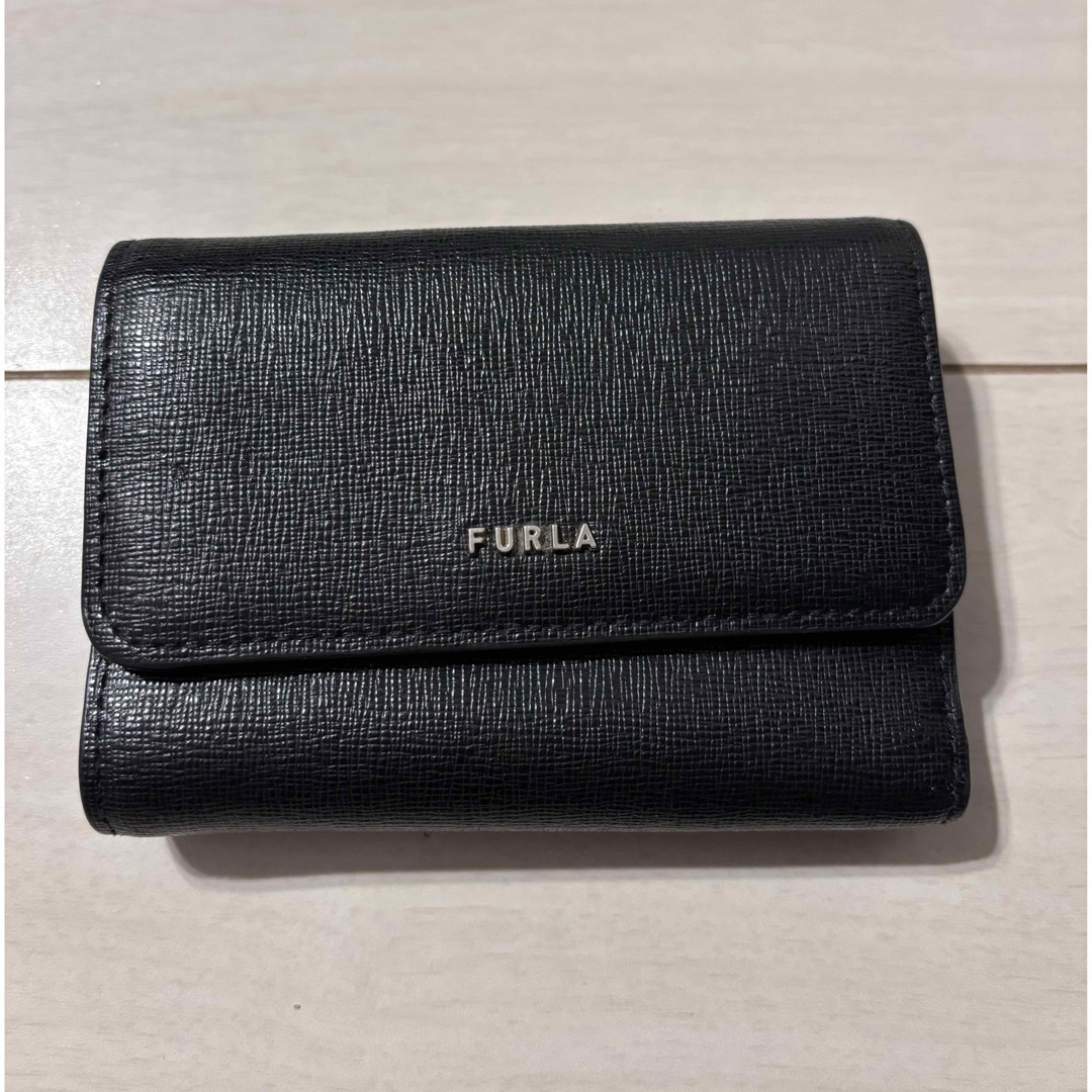 Furla - 【極美品】FURLA フルラ 三つ折り財布 牛革 黒レザーの通販 by