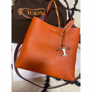 トッズ(TOD'S)のTOD'Sレザーバックミニ(ハンドバッグ)