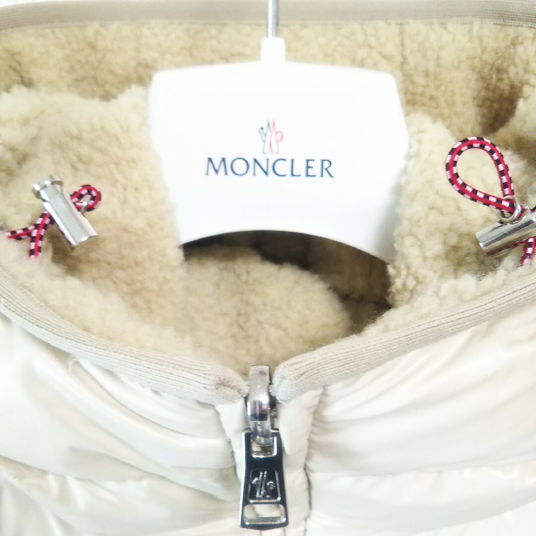 MONCLER(モンクレール)のモンクレール Haffner ダウンジャケット ボア リバーシブル メンズ 2 メンズのジャケット/アウター(ダウンジャケット)の商品写真