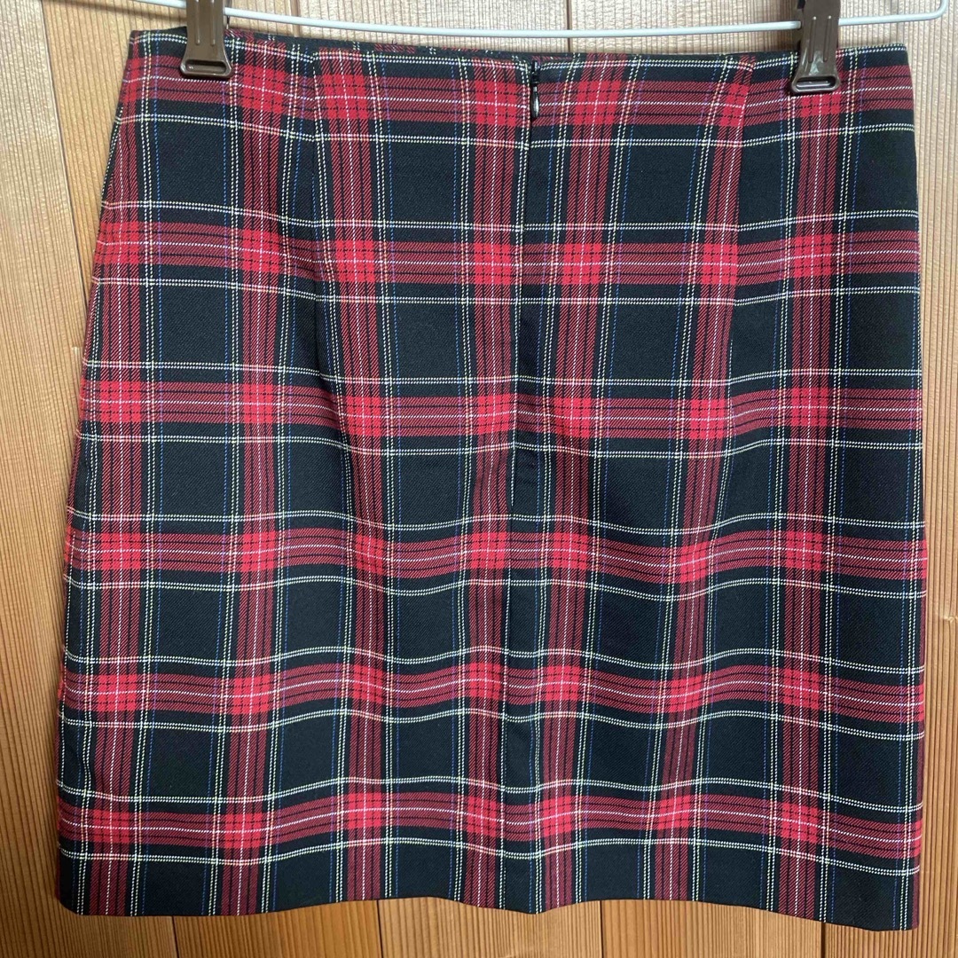 ZARA(ザラ)のZARA 赤チェック　ミニスカート レディースのスカート(ミニスカート)の商品写真
