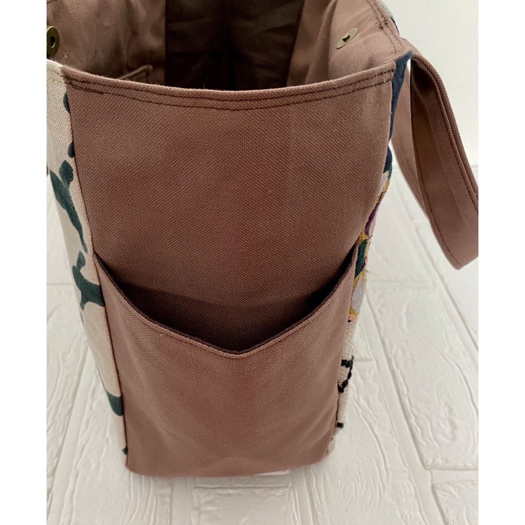 mina perhonen(ミナペルホネン)のミナペルホネン　Mサイズ　ポケットトートバッグ　minaperhonen レディースのバッグ(トートバッグ)の商品写真