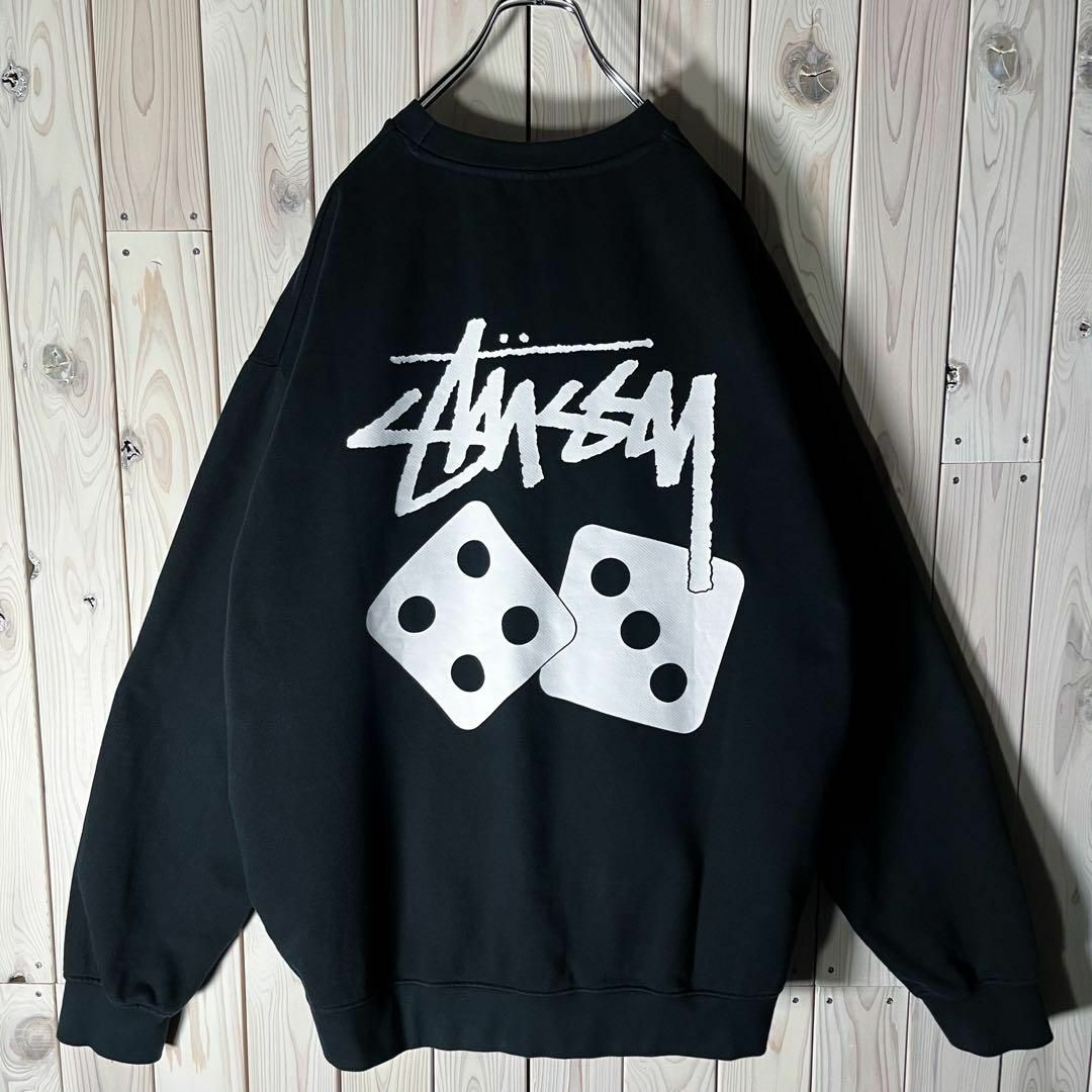 STUSSY(ステューシー)の【海外限定 L】ステューシー 両面ロゴ ダイス ストックロゴ スウェット 黒 メンズのトップス(スウェット)の商品写真