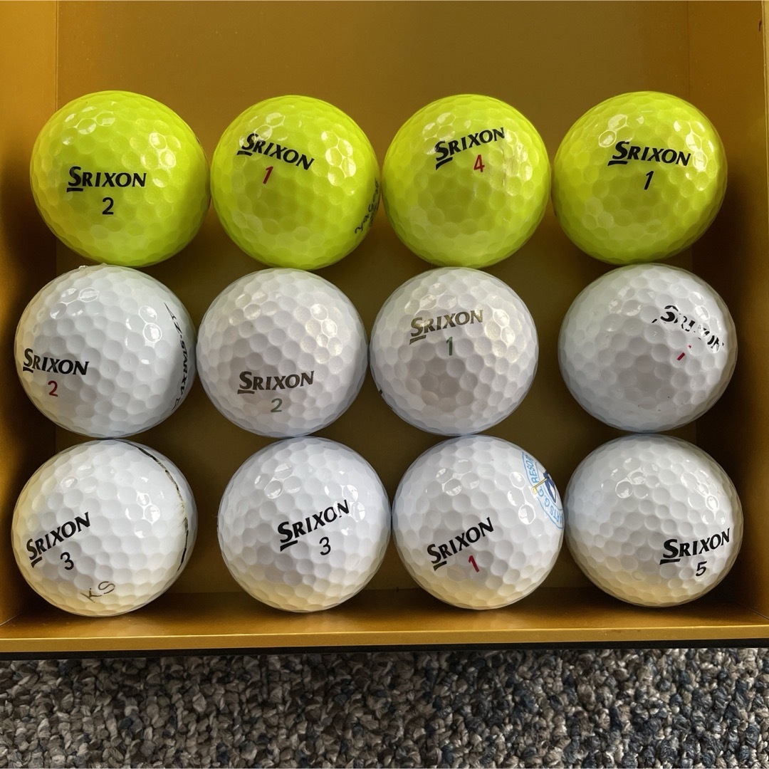 Srixon(スリクソン)のSRIXON ロストボール  白　黄色　12球1ダース　スリクソン スポーツ/アウトドアのゴルフ(その他)の商品写真