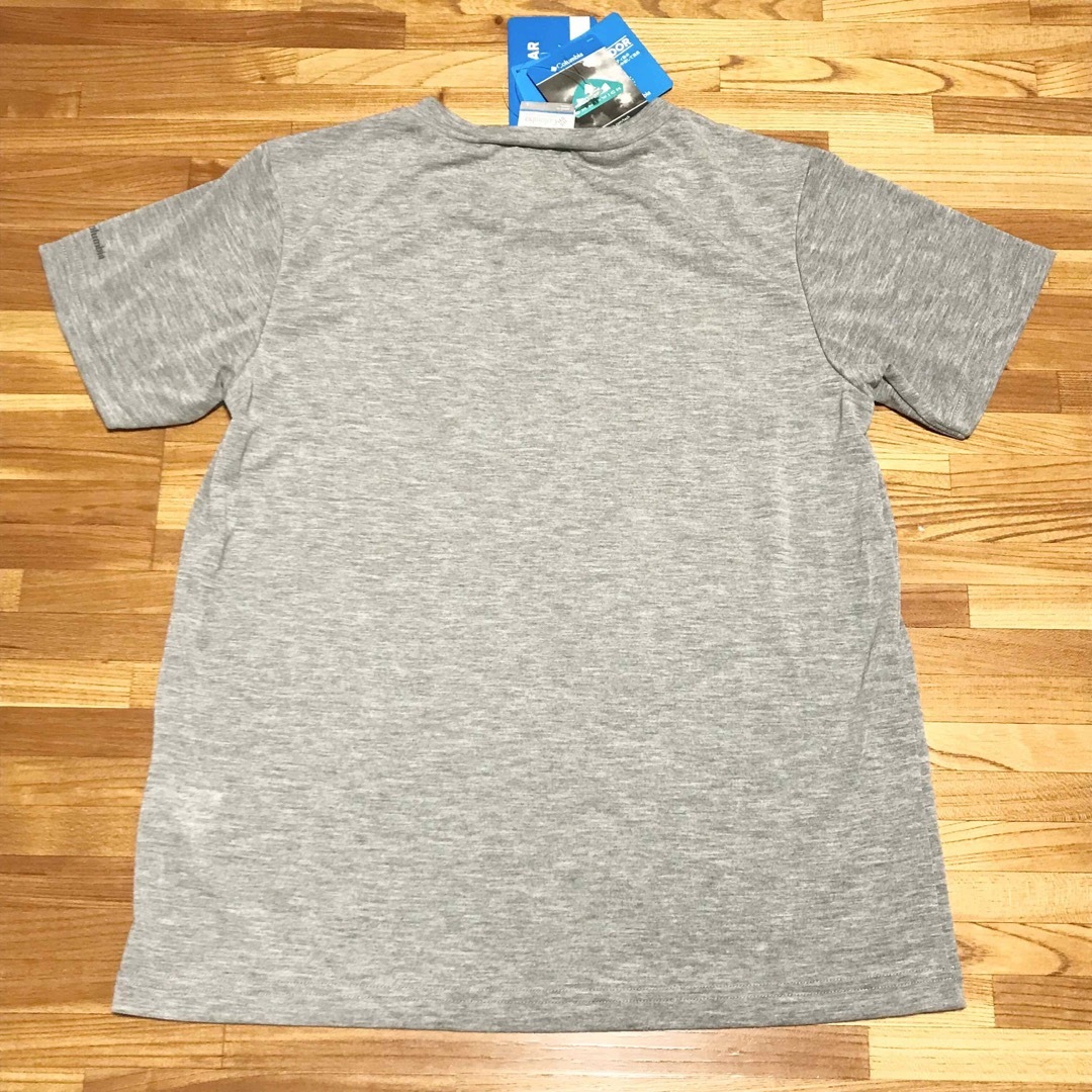 Columbia(コロンビア)のColumbia アーティストコラボTシャツ レディースのトップス(Tシャツ(半袖/袖なし))の商品写真