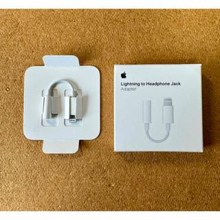 アイフォーン(iPhone)の【純正】Lightning to Headphone jack アダプタ(ストラップ/イヤホンジャック)