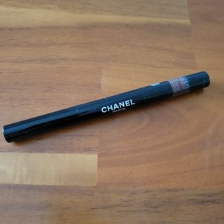 シャネル(CHANEL)のCHANEL スティロ オンブル エ コントゥール(アイシャドウ)