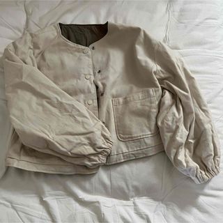 ザラ(ZARA)のZARA  リバーシブルブルゾン　ベージュ　ホワイト(ブルゾン)