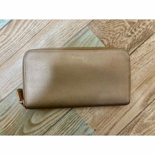 フルラ(Furla)のFURLA(フルラ)長財布・ゴールド(財布)