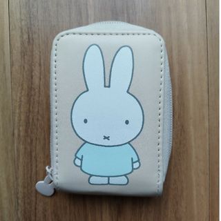 ミッフィー(miffy)の【co-lavo様専用】ミッフィー カードが迷子にならないじゃばらカードケース(名刺入れ/定期入れ)