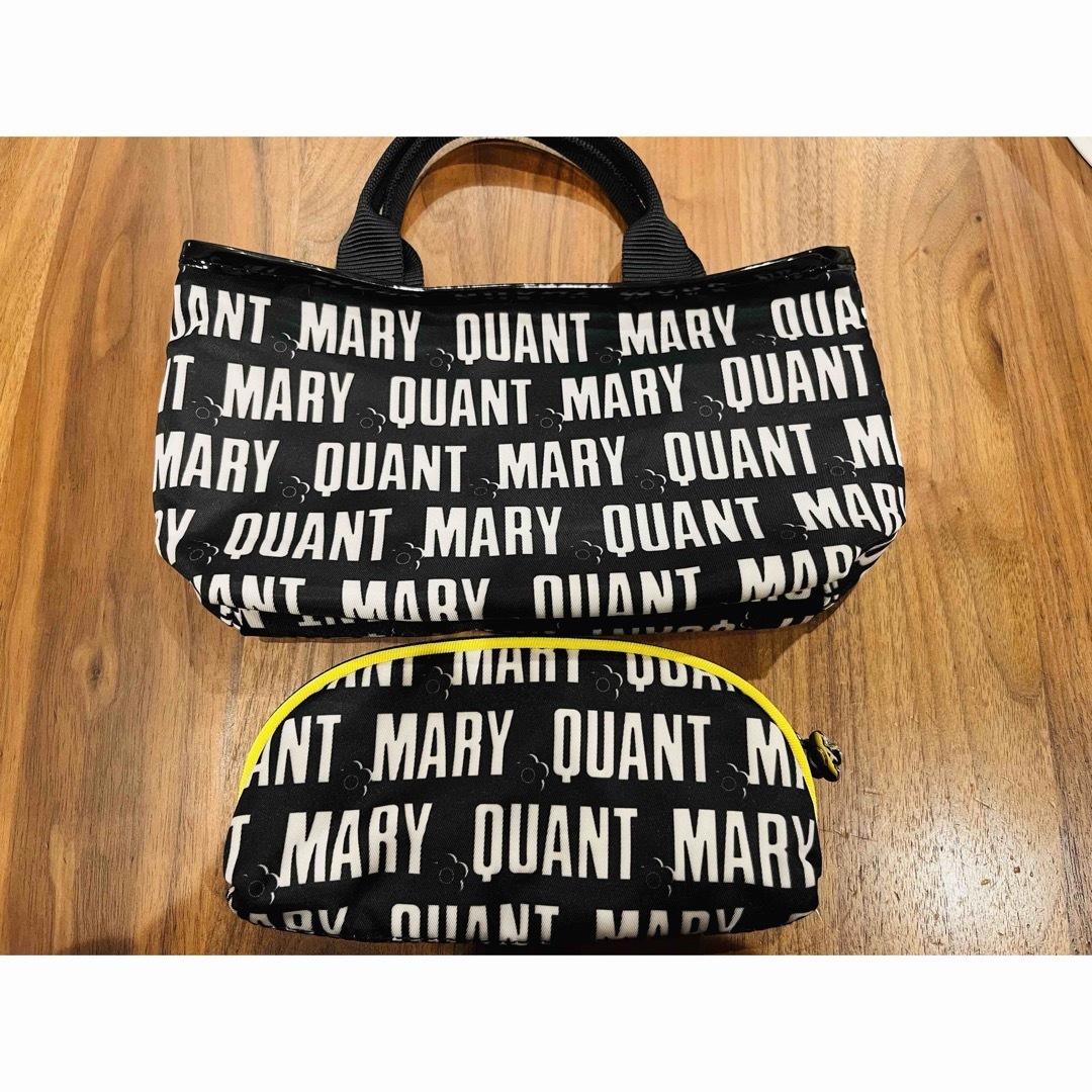 MARY QUANT(マリークワント)の《未使用品》MARY QUANT ポーチ2点セット レディースのファッション小物(ポーチ)の商品写真