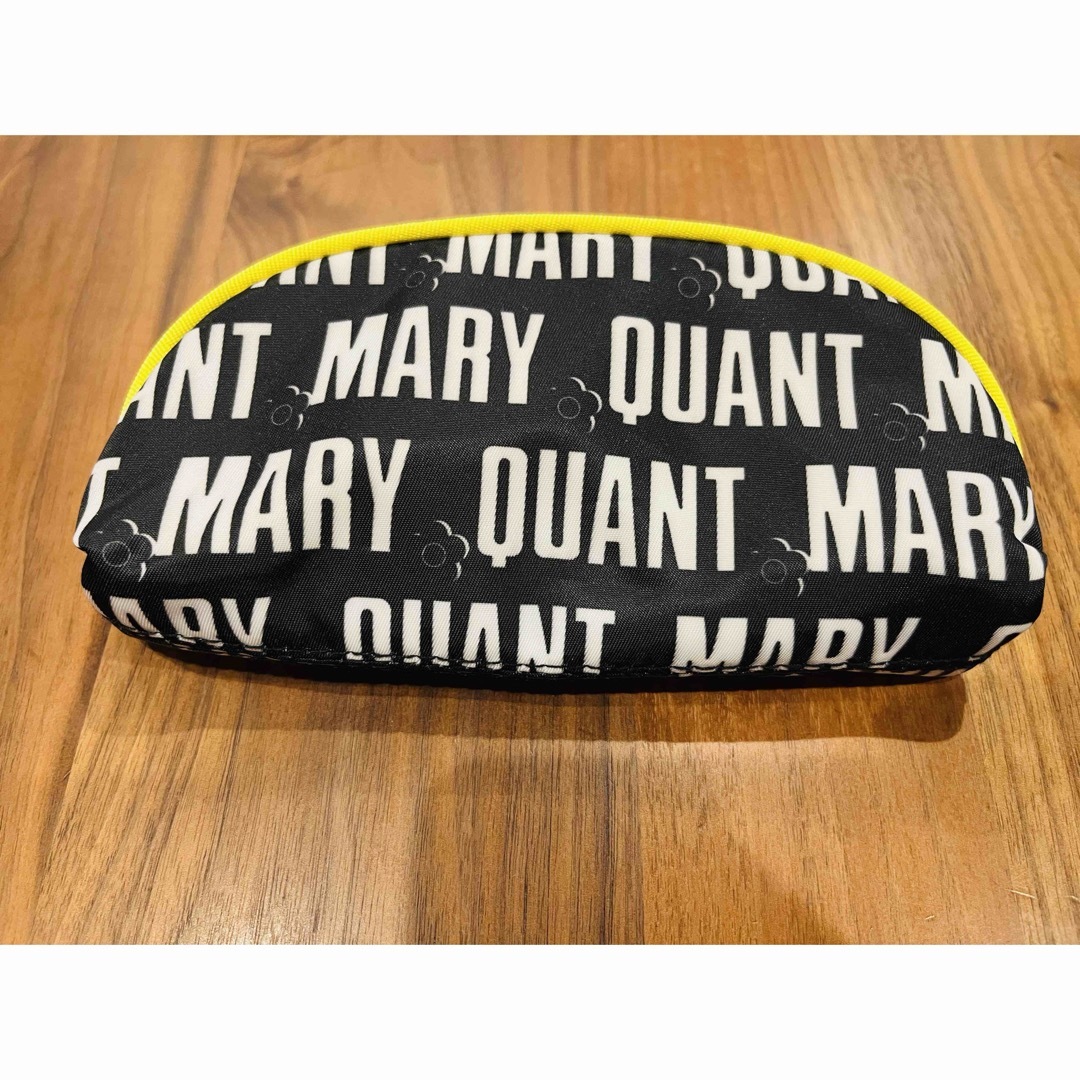 MARY QUANT(マリークワント)の《未使用品》MARY QUANT ポーチ2点セット レディースのファッション小物(ポーチ)の商品写真