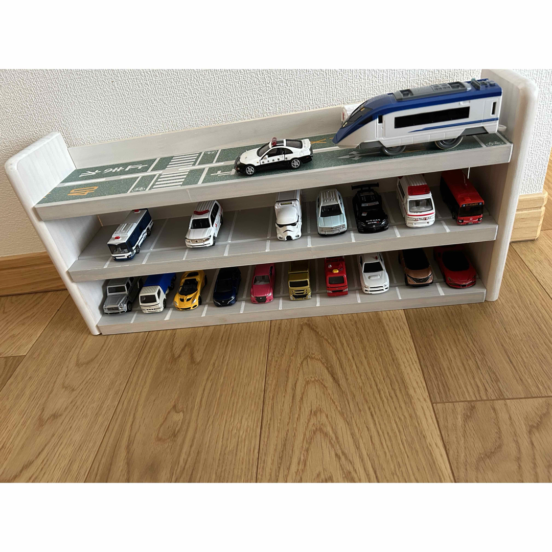 収納棚 トミカの通販 by CECIL's shop|ラクマ 収納棚 トミカの通販 by CECIL's shop|ラクマ