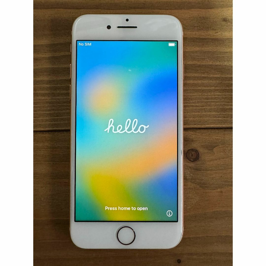 Apple(アップル)のiPhone8  64GB ゴールド SIMフリー スマホ/家電/カメラのスマートフォン/携帯電話(スマートフォン本体)の商品写真