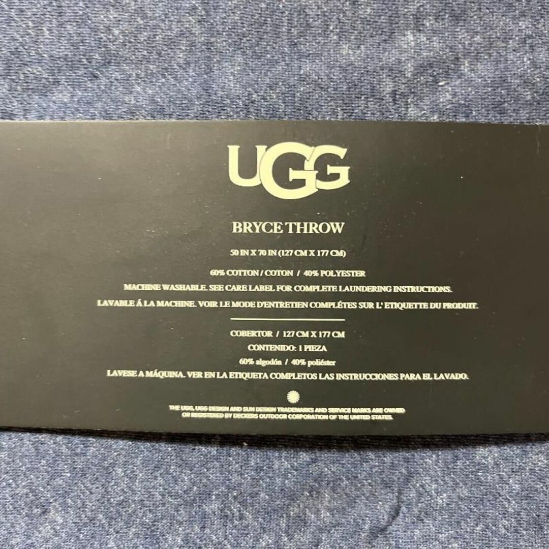 UGG(アグ)のUGG　BRYCE THROW ネイビーブルー  #55039 インテリア/住まい/日用品の寝具(毛布)の商品写真