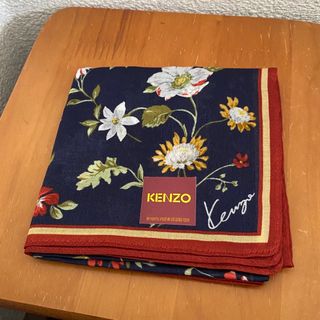 ケンゾー(KENZO)のタグシール付　KENZO ハンカチ　紺　花柄(ハンカチ)