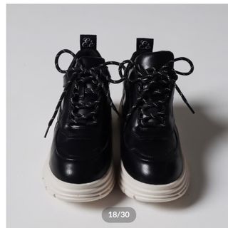 エピヌ(épine)のEé platform leather sneaker(スニーカー)