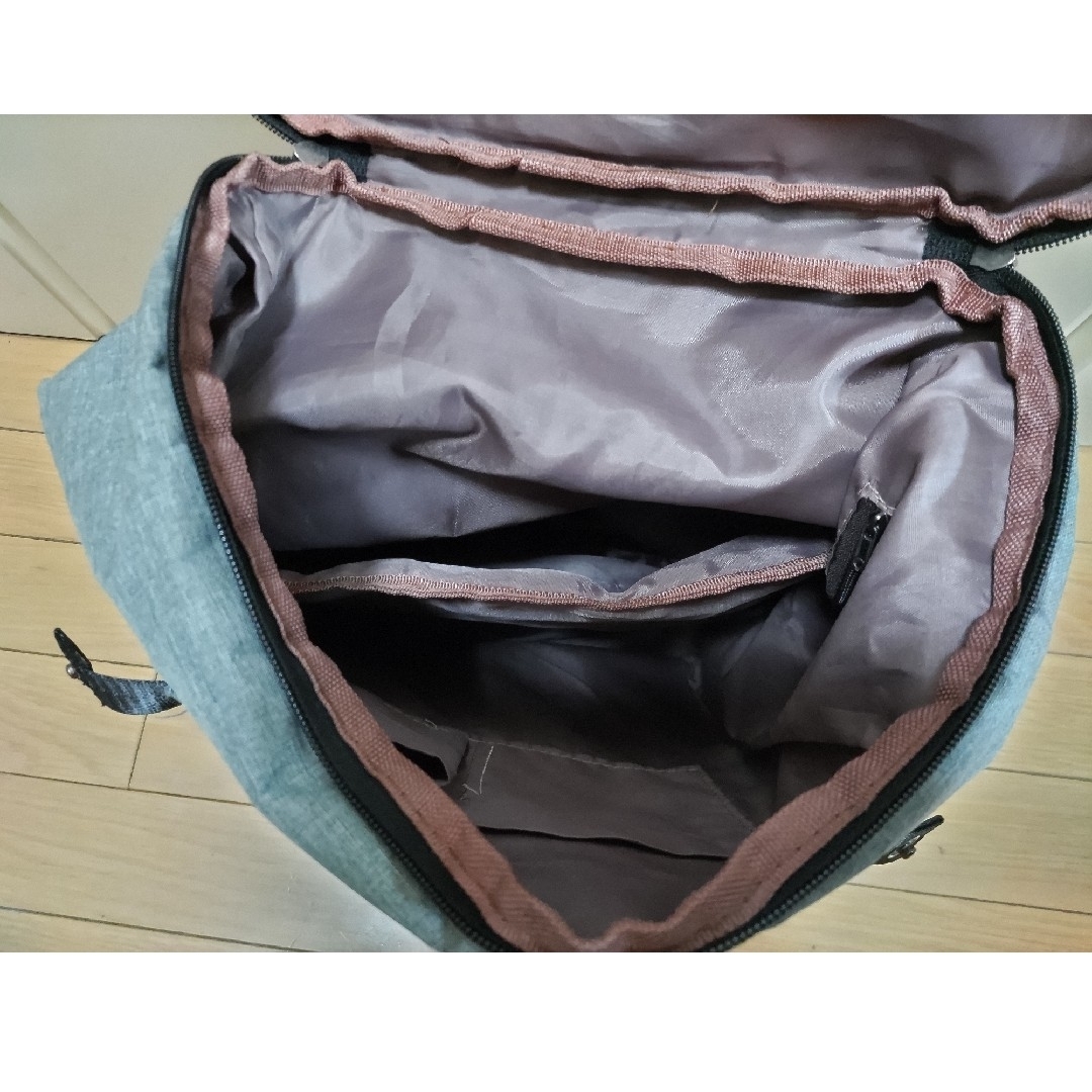 リュックサック　バッグパック　30L レディースのバッグ(リュック/バックパック)の商品写真