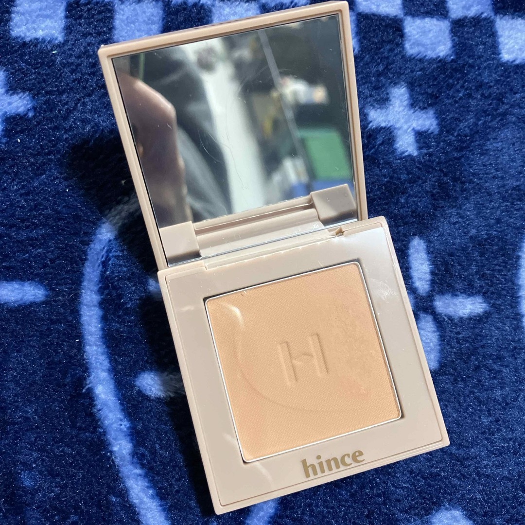 hince(ヒンス)のhince アイシャドウ INSPIRE 1回使用 コスメ/美容のベースメイク/化粧品(アイシャドウ)の商品写真