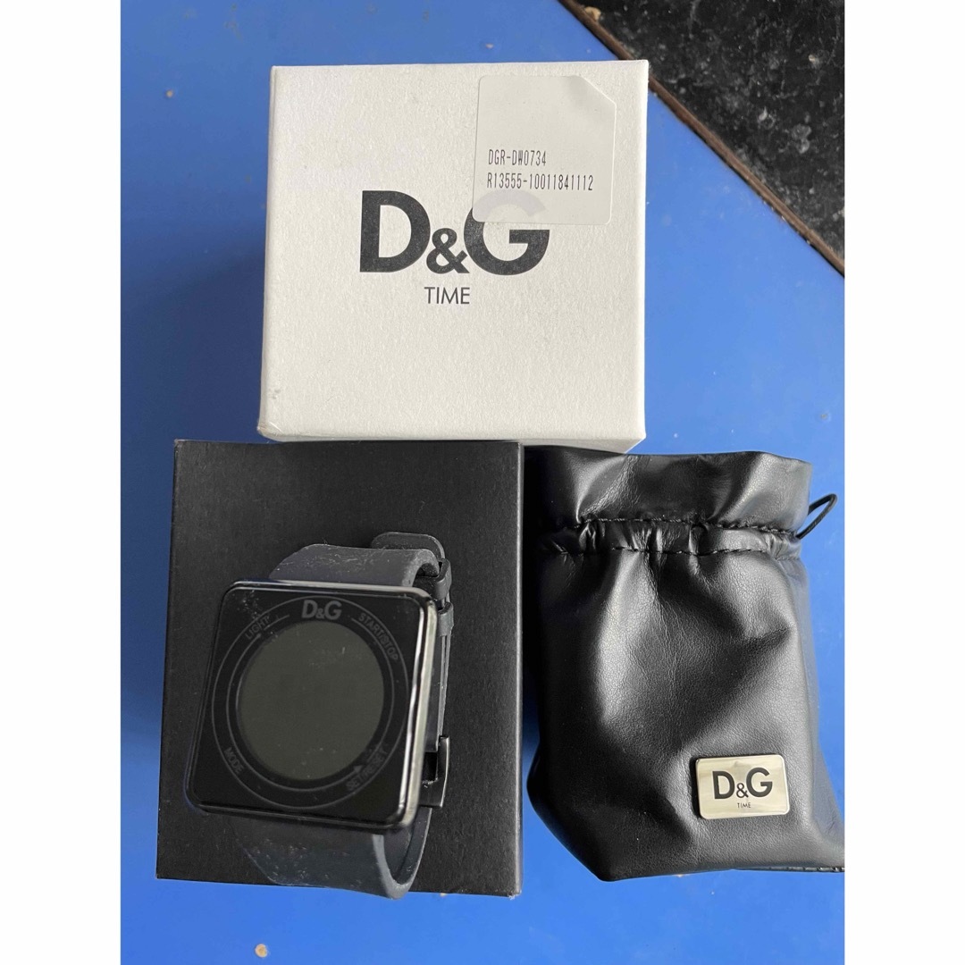 D&G(ディーアンドジー)のD&G ドルチェ&ガッバーナ タッチパネルウォッチ黒 メンズの時計(腕時計(デジタル))の商品写真