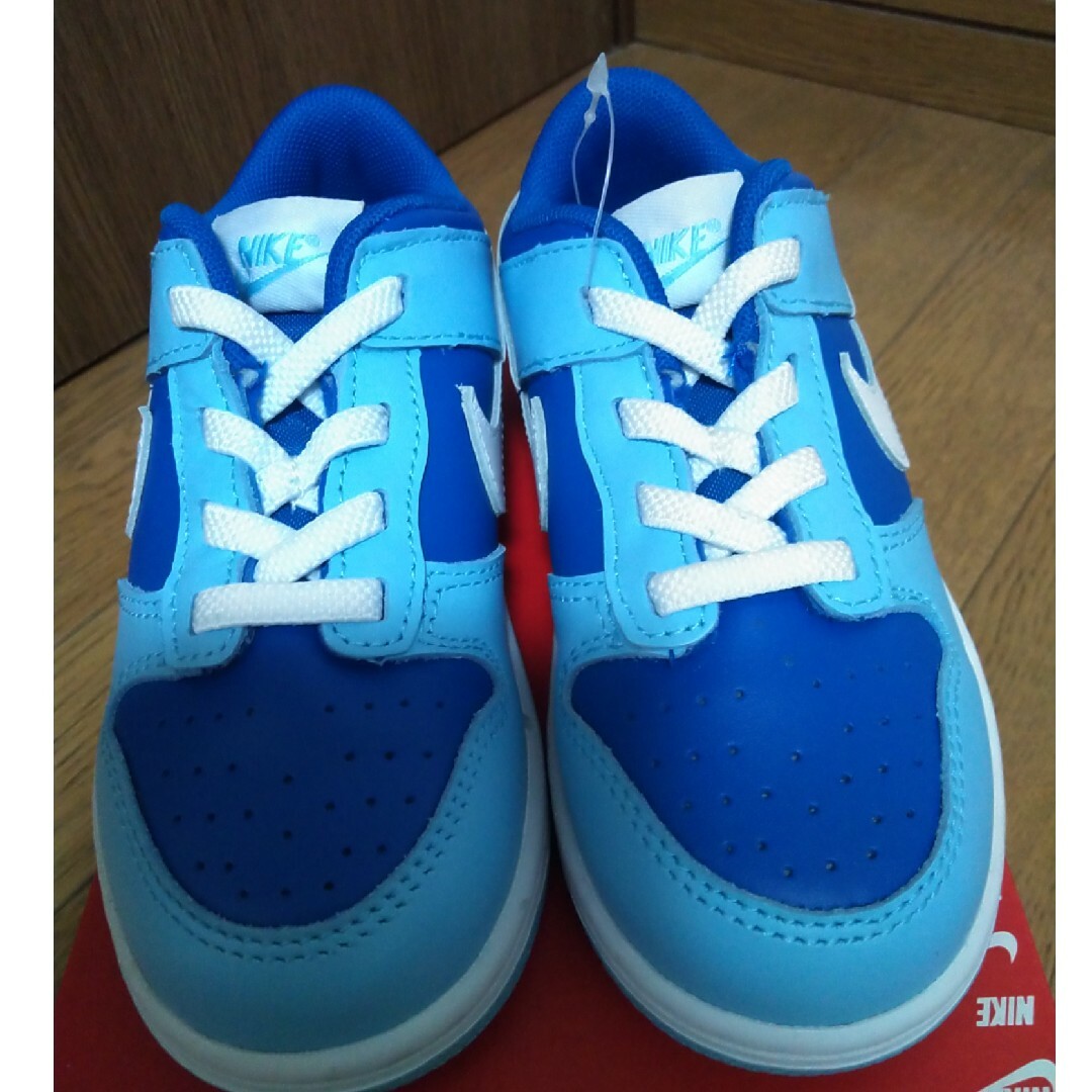 NIKE(ナイキ)のDUNK　LOW  16cm 新品未使用　子供用 キッズ/ベビー/マタニティのキッズ靴/シューズ(15cm~)(スニーカー)の商品写真