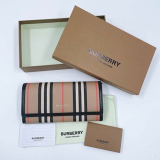 バーバリー(BURBERRY)の【正規品・美品】BURBERRY　バーバリー PVCレザー 長財布　即日配送(財布)