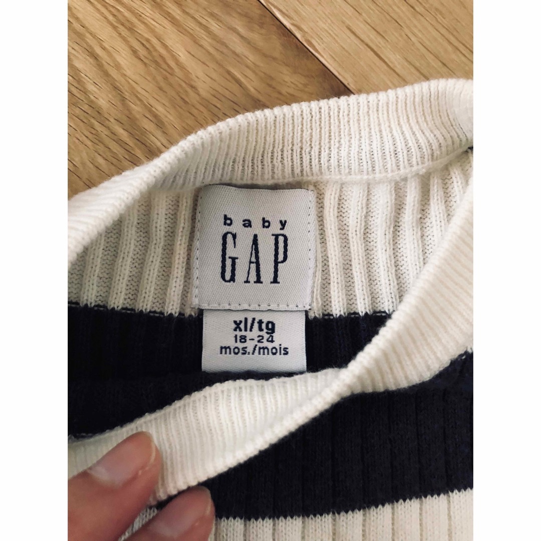 babyGAP(ベビーギャップ)のベビーGAP★ボーダーニット★80-90 キッズ/ベビー/マタニティのベビー服(~85cm)(ニット/セーター)の商品写真