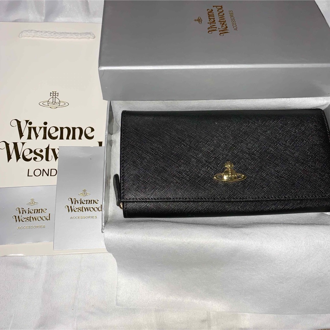 Vivienne Westwood(ヴィヴィアンウエストウッド)の《在庫限り》《新品未使用》vivienne westwood 長財布 レディースのファッション小物(財布)の商品写真