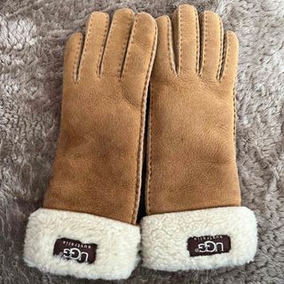 アグ(UGG)のUGG  ムートン手袋　キャメル(手袋)