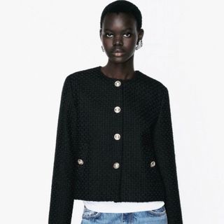 ザラ(ZARA)のzara テクスチャーショートジャケット　xs(ノーカラージャケット)