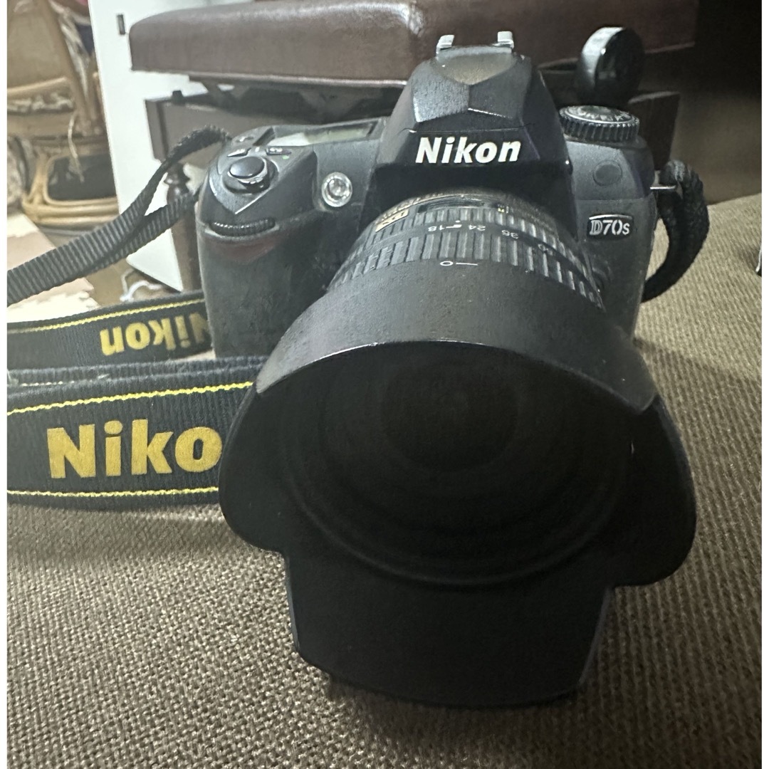 Nikon(ニコン)のNikonD70S ジャンク　レンズ付き スマホ/家電/カメラのカメラ(デジタル一眼)の商品写真