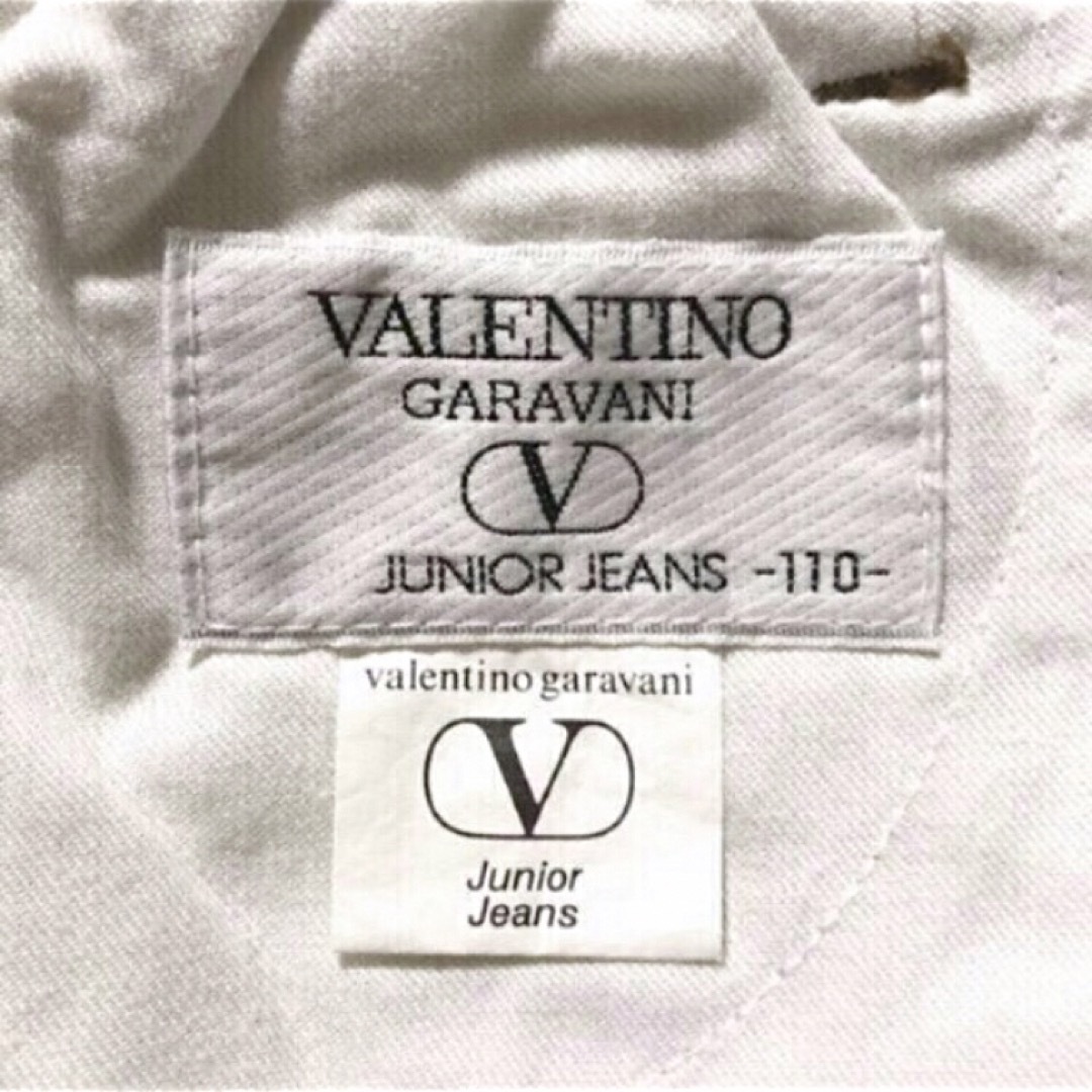valentino garavani(ヴァレンティノガラヴァーニ)のVALENTINO GARAVANI Junior JEANS ショート 110 キッズ/ベビー/マタニティのキッズ服男の子用(90cm~)(パンツ/スパッツ)の商品写真