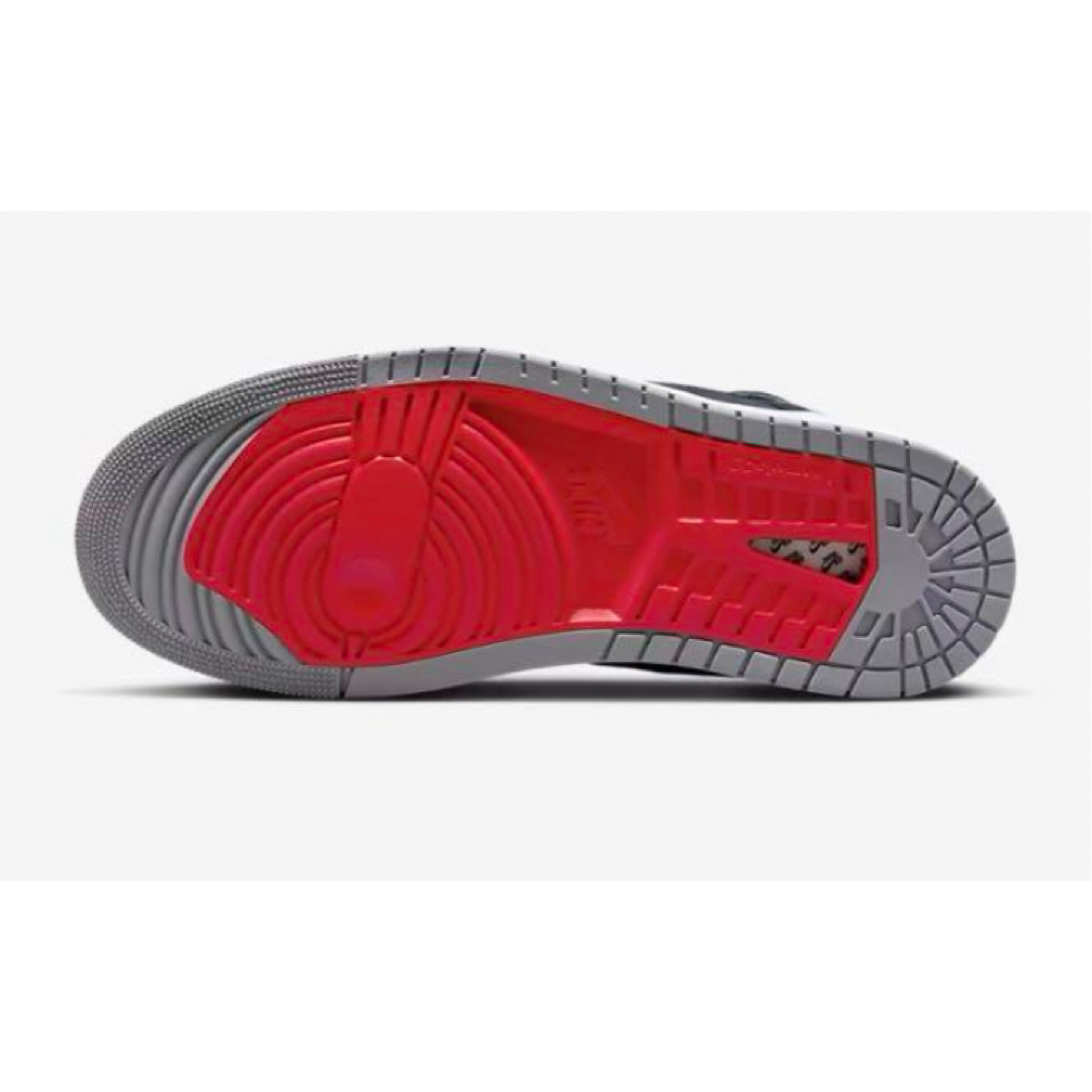 Jordan Brand（NIKE）(ジョーダン)の送料無料 新品 NIKE AIR JORDAN1 ズームエアコンフォート2 28 メンズの靴/シューズ(スニーカー)の商品写真