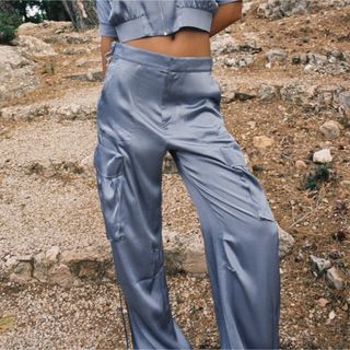 ZARA(ワークパンツ/カーゴパンツ ・ ブルー・ネイビー/青色系 ZARA(ワークパンツ/カーゴパンツ ・ ブルー・ネイビー/青色系