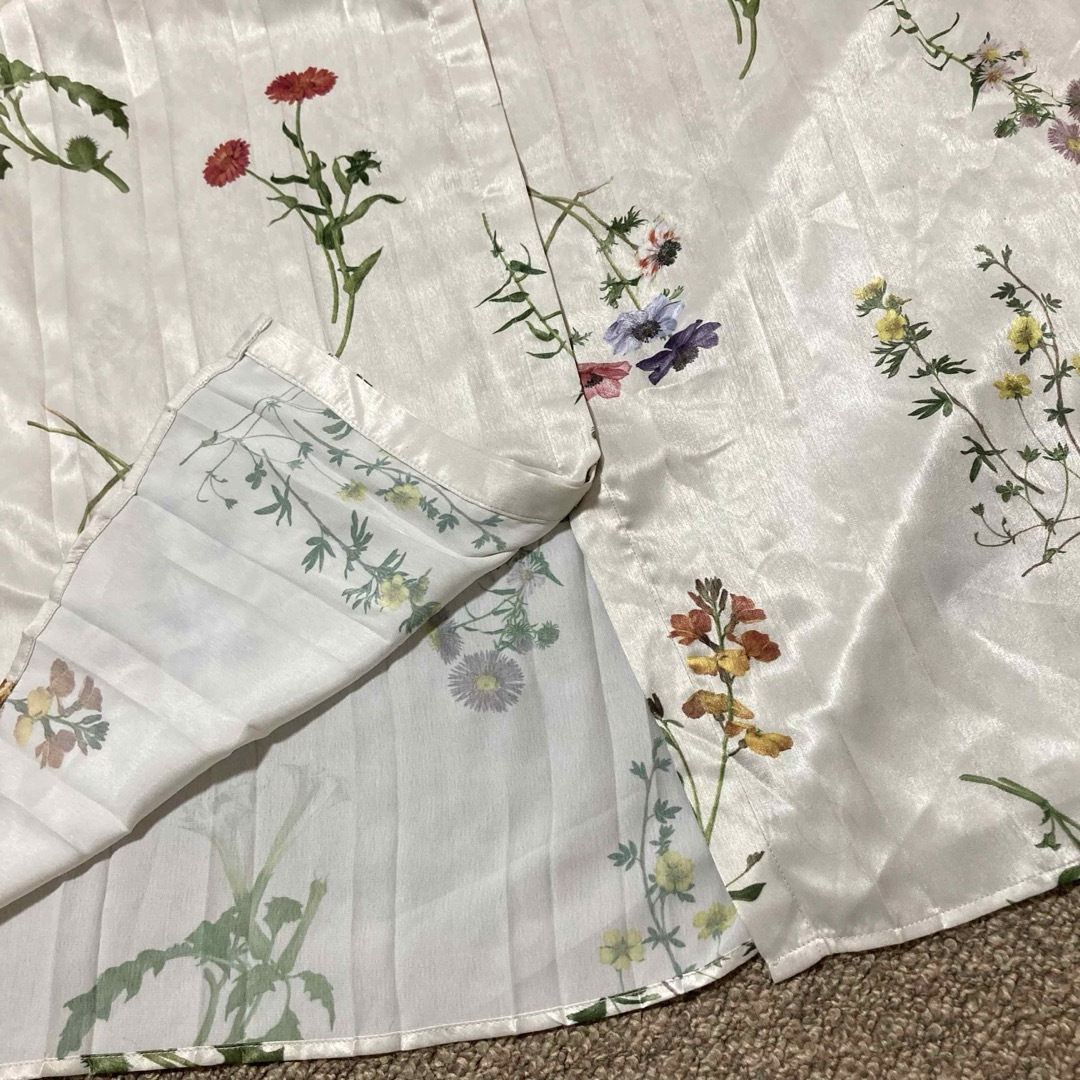 Ameri VINTAGE(アメリヴィンテージ)の専用♡アメリ AMERI ワンピース シャツ チュニック フレア ロング 花柄 レディースのワンピース(ロングワンピース/マキシワンピース)の商品写真