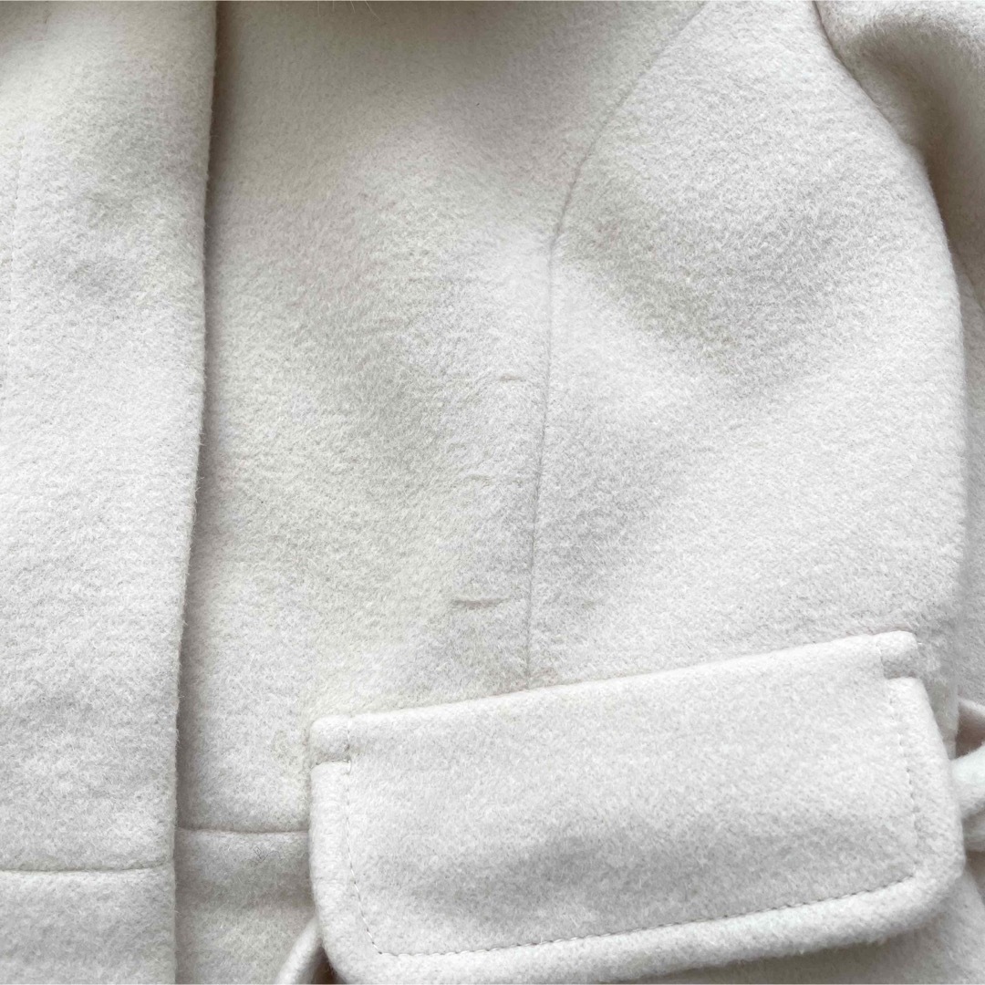 MISCH MASCH(ミッシュマッシュ)の【雑誌掲載】ミッシュマッシュ　スカーフ付きファー使いタックコート　アンゴラ レディースのジャケット/アウター(ロングコート)の商品写真