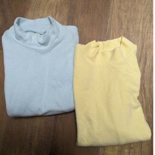 ユニクロ(UNIQLO)のタートルネック2枚セット(Tシャツ/カットソー)