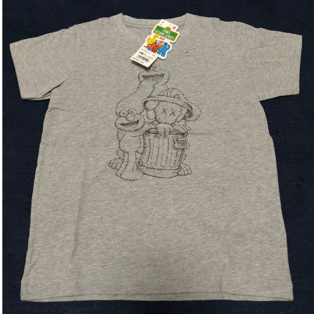 UNIQLO(ユニクロ)のＴシャツ130 キッズ/ベビー/マタニティのキッズ服男の子用(90cm~)(Tシャツ/カットソー)の商品写真