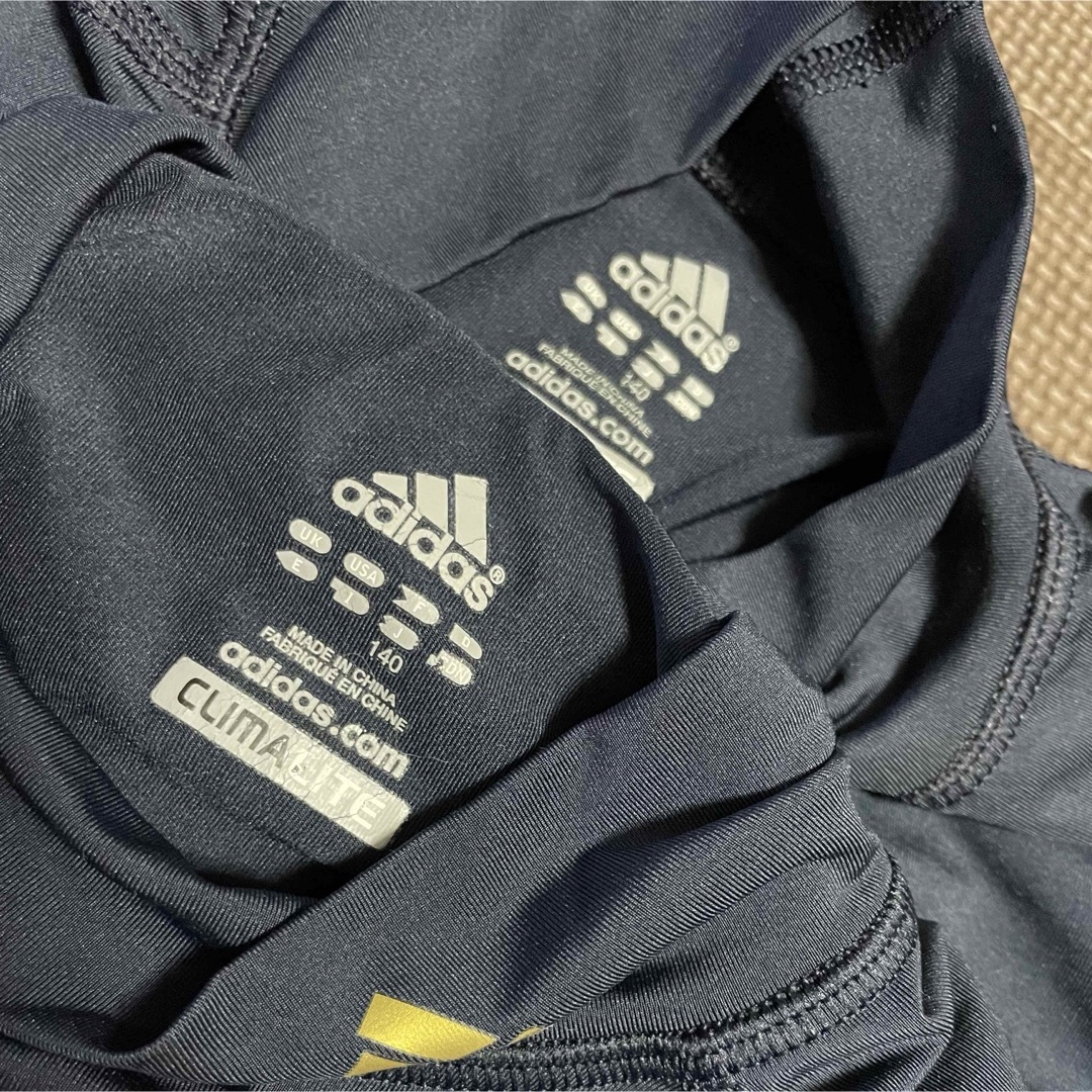 adidas(アディダス)のアディダス 半袖  長袖 アンダーシャツ 140 スポーツ/アウトドアの野球(ウェア)の商品写真